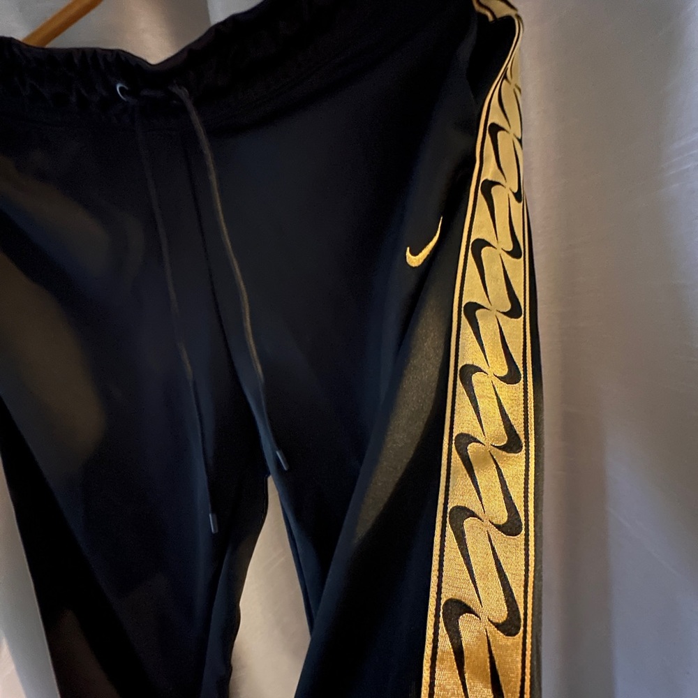 Nike sweatpants/joggers